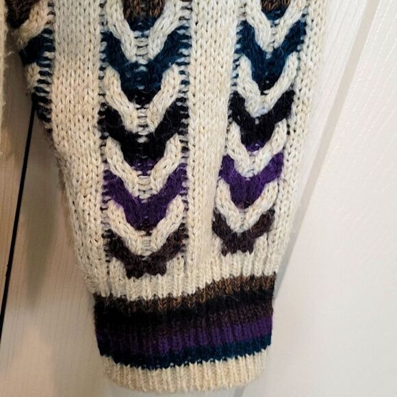 JANTZEN Multicolored Heavy Crewneck Sweater Size Medium - Picture 5 of 8